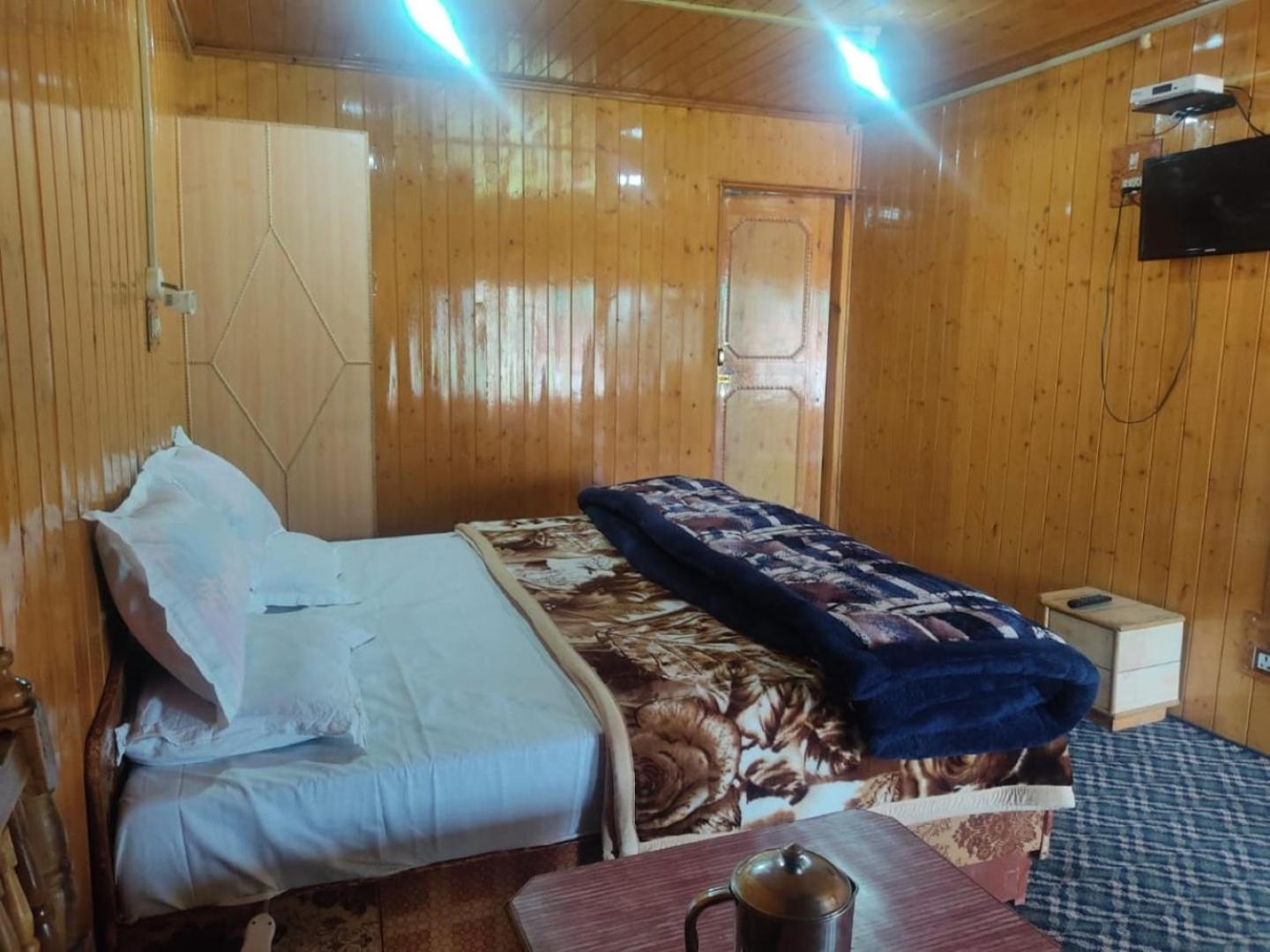 Roseland Cottage , Гулмарг Екстериор снимка